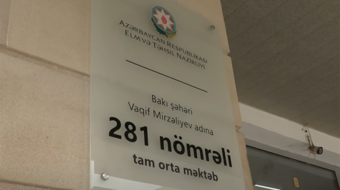 Məktəblini soyundurub videoya çəkiblər? - VİDEO