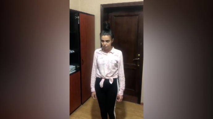 Bakıda həyətində narkotik becərən qadın saxlanıldı  - VİDEO
