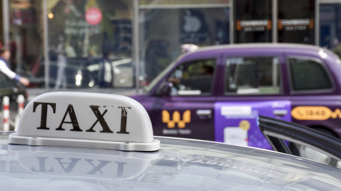Azərbaycanda taksi istifadəçilərinin sayı kəskin artıb