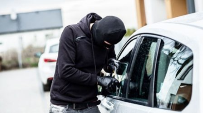 "NİVA"dan 23 min manat oğurlayan tutuldu