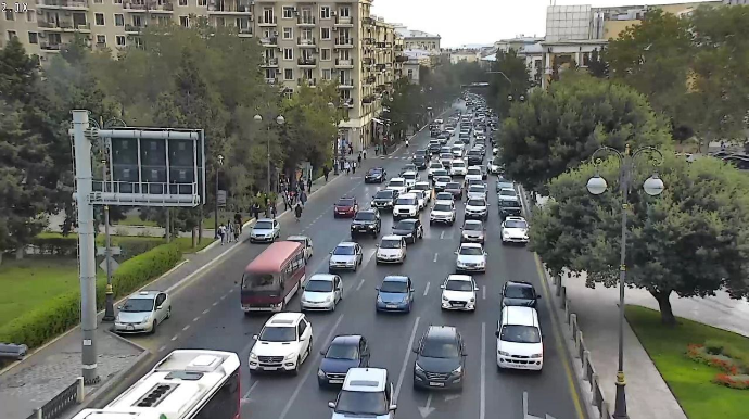 Sürücülərin DİQQƏTİNƏ:  bu küçələrdə sıxlıq var   - FOTO