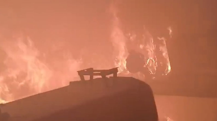 Sumqayıtda mebel sexində yanğın - VİDEO