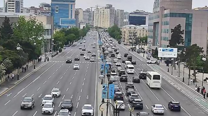 Paytaxtın 16 küçəsində sıxlıq var - SİYAHI 