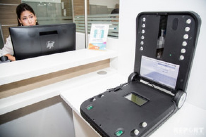 Azərbaycanda kişilərə yeni nəsil şəxsiyyət vəsiqələrinin verilməsində problem yaranıb