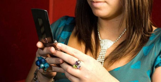 Evli qadınla sevgili olan iş adamının ŞOK MESAJLARI – VİDEO