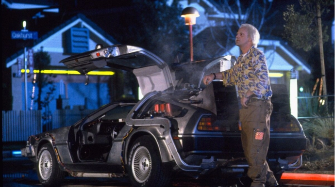 "Gələcəyə Qayıdış" filmindəki məşhur avtomobil 30 il qarajda qaldı - FOTO