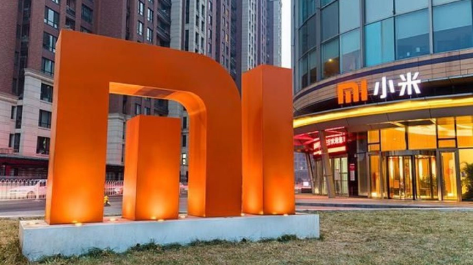 Xiaomi “Mi” markalı smartfon istehsalını dayandıracaq