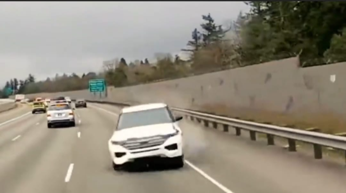 Magistral yolda "protiv" gələn sürücü qəza törətdi - ANBAAN VİDEO 