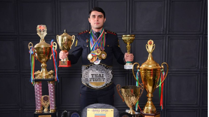 Polis kapitanı KOK Peşəkər kəmərinin sahibi oldu 