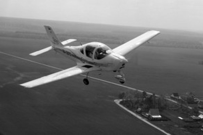 Təyyarə qəzaya uğradı: 2 ölü