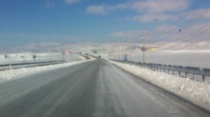 Sabah bu rayonlara gedənlərə XƏBƏRDARLIQ:  Yollar buz bağlayacaq