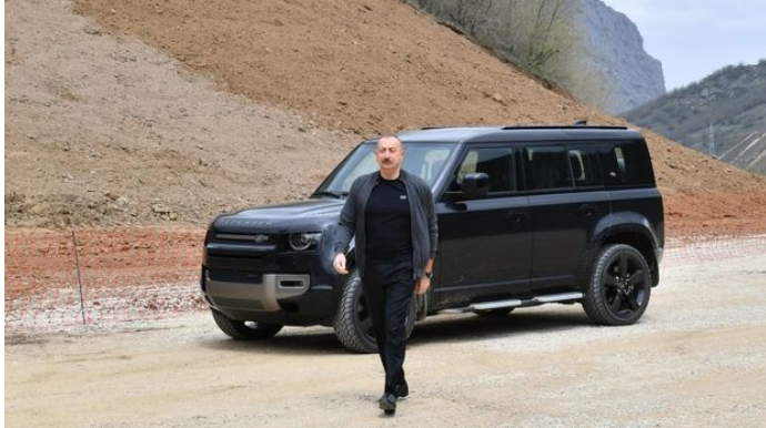 Ильхам Алиев ознакомился с ходом строительства объектов на освобожденных территориях