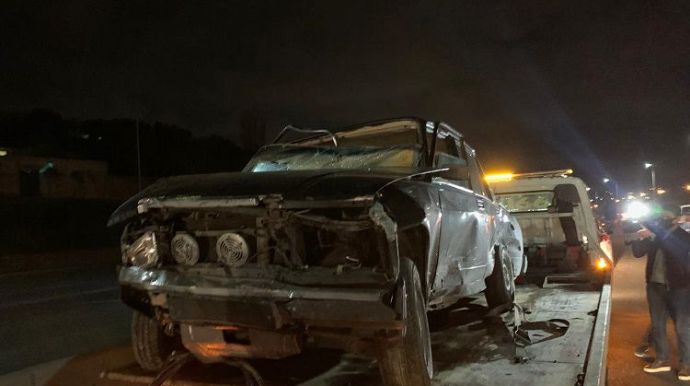 Bakı-Sumqayıt şosesində "07" "Hyundai"ya çırpıldı - FOTO