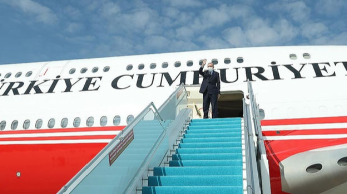 Ərdoğanın təyyarəsi Füzuli Beynəlxalq Hava Limanına endi - CANLI YAYIM