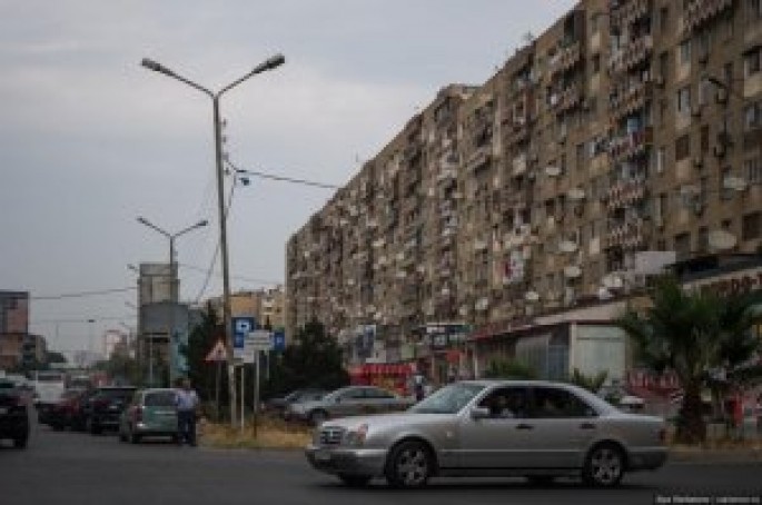 Binalardan təkcə paltar iplərini yox, “boşqab” antennaları da sökürlər