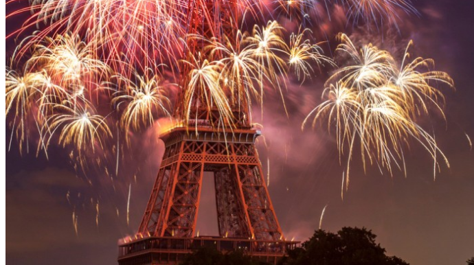 Parisdə yeni il tədbirləri ləğv edildi