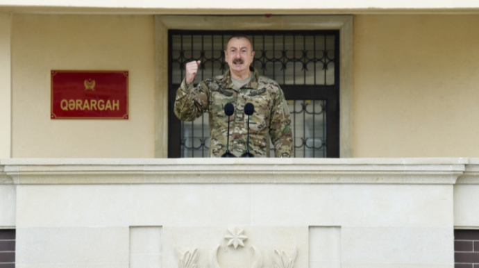 "Xüsusi təyinatlılarının adı gələndə titrəməyə başlayırlar” - Ali Baş Komandan 