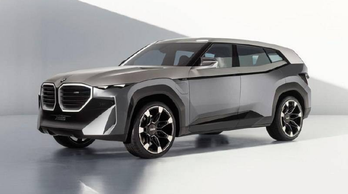 “BMW” yeni hibrid avtomobilinin prototipini təqdim edib – Fotolar 