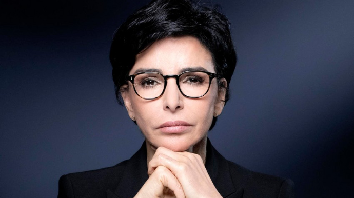 Nazir avtomobil istehsalçısından rüşvət almaqda ittiham olunur 