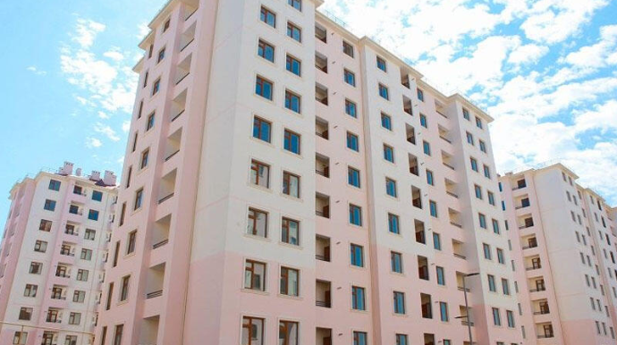 Daha 30 şəhid və qazi ailəsinə mənzil verildi