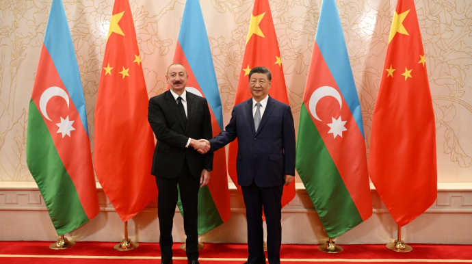 İlham Əliyev Çin lideri ilə görüşdü - FOTO - YENİLƏNİB
