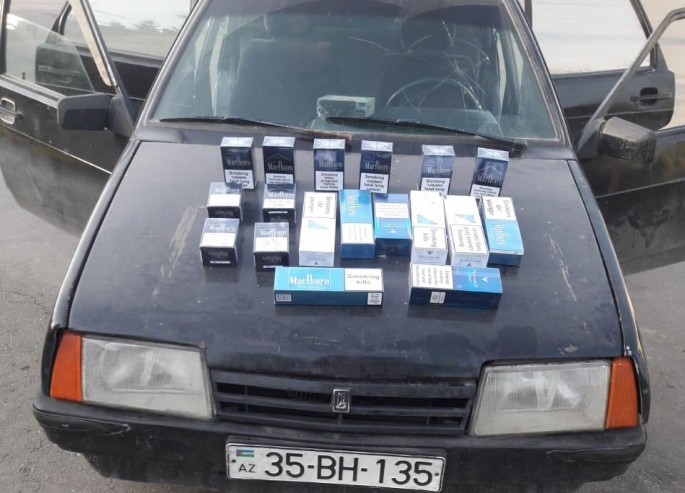 Avtomobildən xeyli miqdarda qanunsuz siqaret aşkarlanıb - FOTO