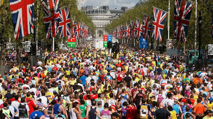 Во время Лондонского марафона скончался 36-летний бегун