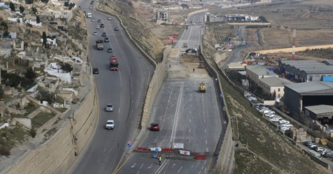 Yolları çökdürən “kosmetik əməliyyatlar”: “Cinayət məsuliyyəti daşıyırlar...” - VİDEO