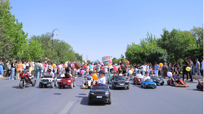 Naxçıvanda uşaqların yürüşü keçirilib - FOTO 