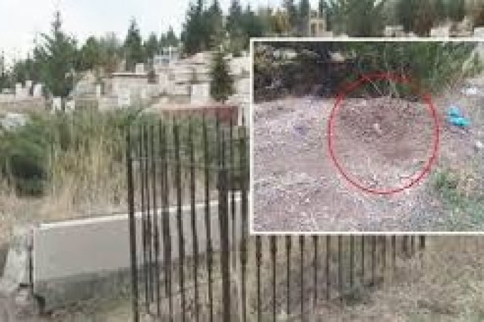 Anasının məzarı başında dua edərkən şok yaşadı: Torpaqdan uşaq çıxdı! - VİDEO