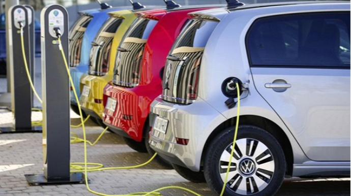 Ötən il Azərbaycana rekord sayda ekoloji təmiz avtomobil gətirilib 