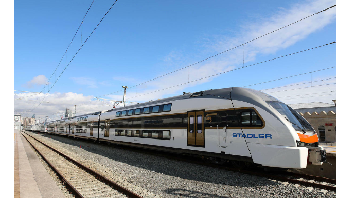 Dəmir yolu nəqliyyatından istifadə edən sərnişinlərin sayı artıb