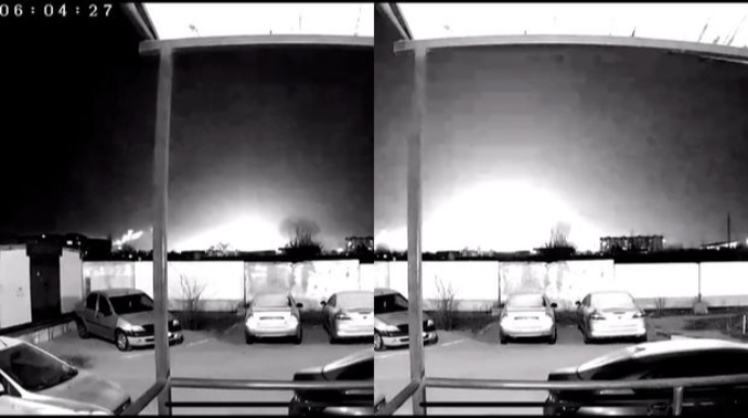 Rusiyada aerodromun uçuş zolağına PUA düşdü - VİDEO 