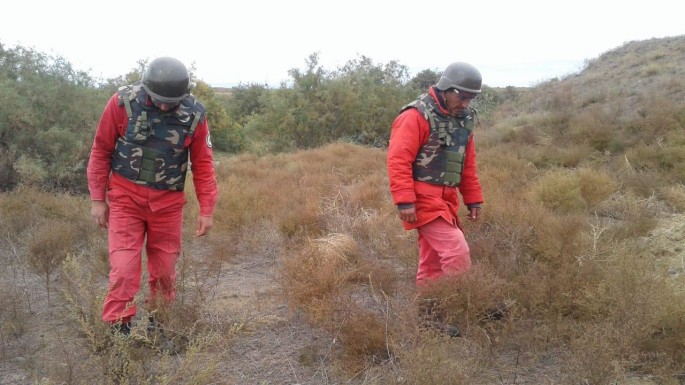 Dəmiryol stansiyasının yaxınlığında avtomat tapılıb - FOTO