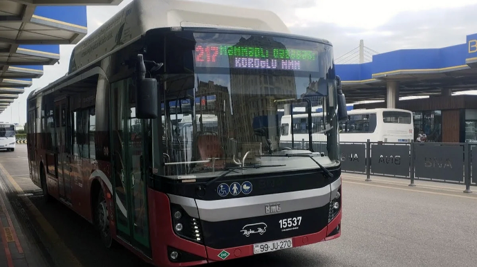 Дорожный кризис в Мамедли: BakuBus изменил маршрут, а жители остались без транспорта - ФОТО 