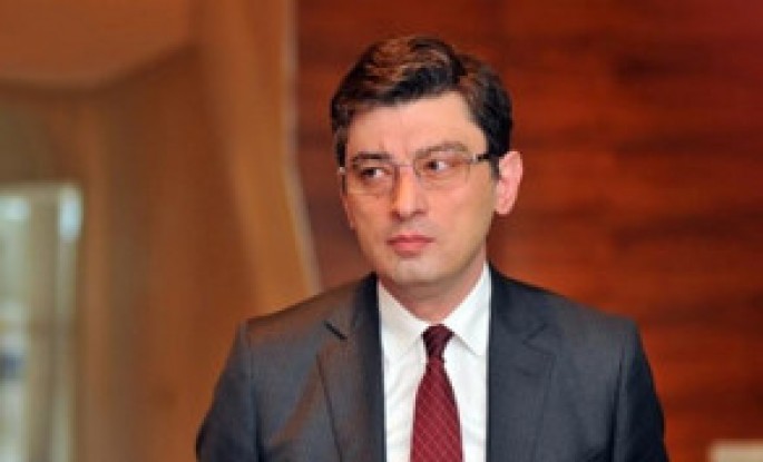 Nazir: "BTQ dəmir yolu magistralı Şərq-Qərb körpü rolunu oynayacaq"