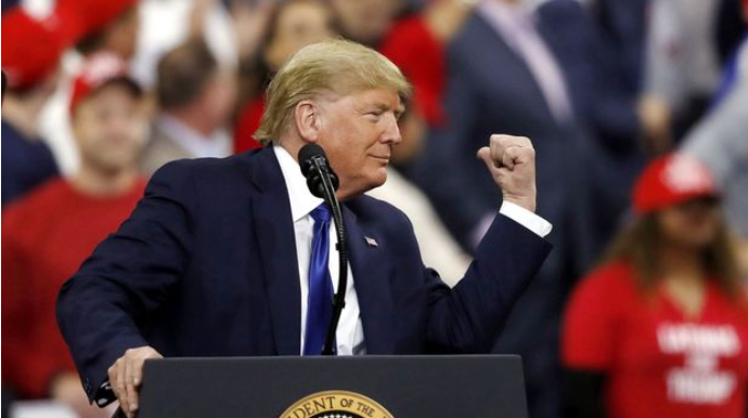 Tramp prezident seçkilərində böyük fərqlə qələbə qazandığını elan etdi 