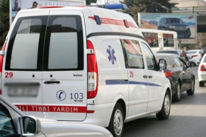 Gəncədə Bakı sakinini maşın vurub