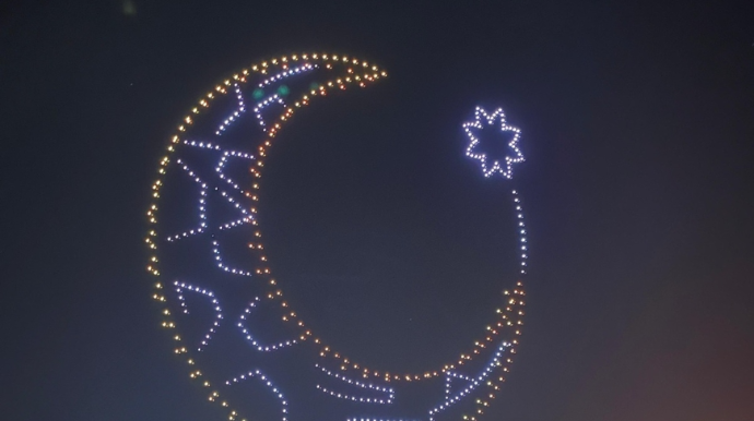 Emin Ağalarov bunu da etdi:  Bakı səmasında ağlasığmaz görüntülər - VİDEO 