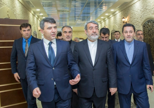 İranın daxili işlər naziri “ASAN xidmət”də - FOTO