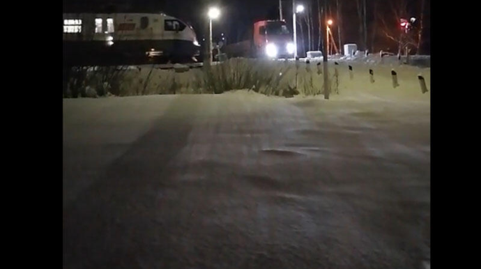 Qatar "KamAZ"la toqquşmaqdan SON ANDA qurtuldu  - VİDEO