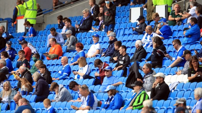 UEFA azarkeşlərlə bağlı məhdudiyyəti ləğv etdi