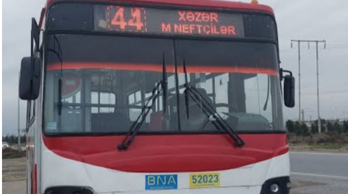 BŞTİ-dən avtobusun altında qalan məktəbli barədə AÇIQLAMA - VİDEO