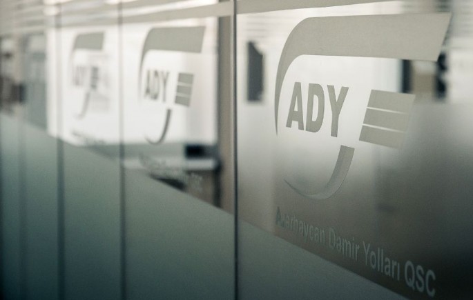 “Azərbaycan Dəmir Yolları” Koronavirusla Mübarizəyə Dəstək Fonduna 300 min manat köçürdü