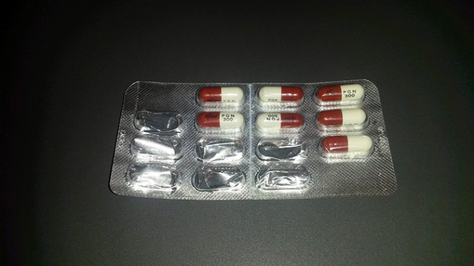 Azərbaycan vətəndaşından dərman preparatı götürülüb