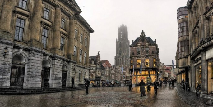 Polis küçədə partlayıcı qurğu aşkar edib