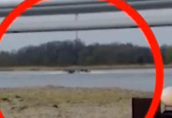 İki gəzinti gəmisi toqquşdu: 3-ü ağır, 18 yaralı - VİDEO