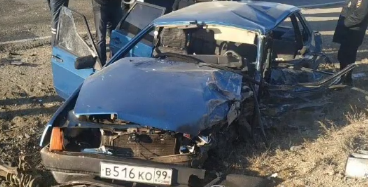 “Audi” “VAZ”la toqquşdu: 3 ölü, 3 yaralı - FOTO