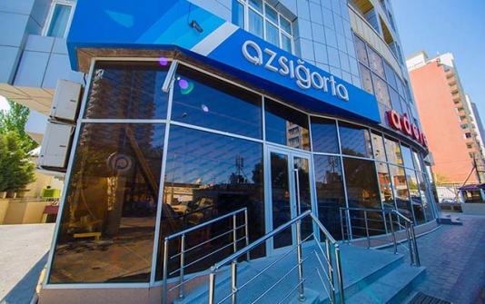 Qəzaya düşən sürücü narazıdır - “Azsığorta” pulumu ödəmir...”