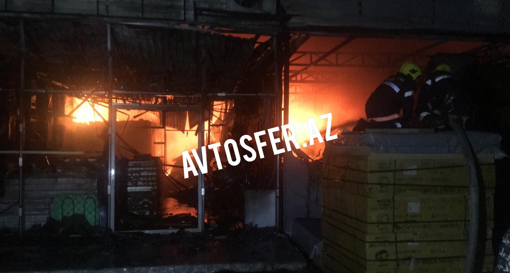 "Eurohome" ticarət mərkəzi yenidən yanır - Eksklüziv - FOTO - VİDEO